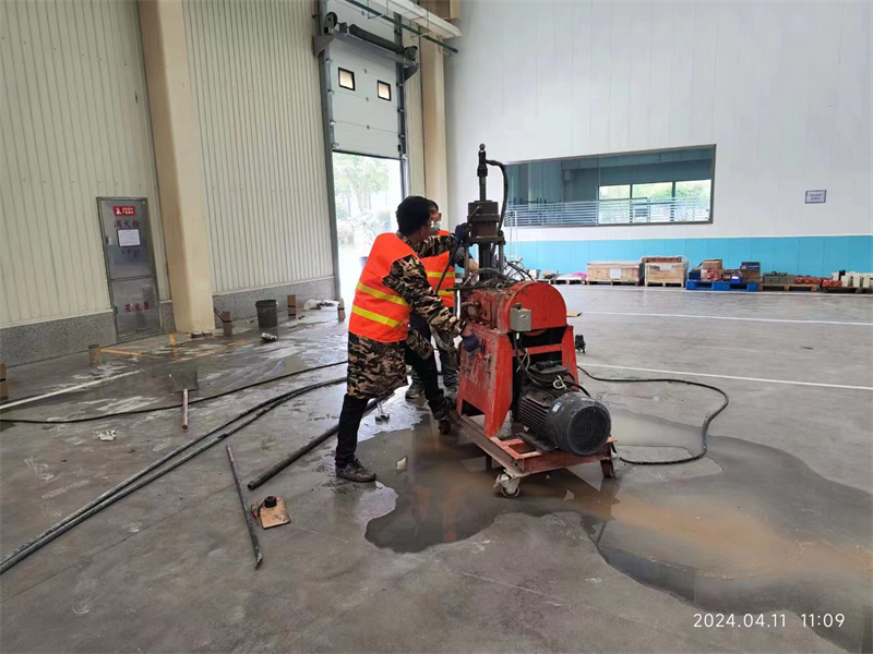 南漳厂房地面下沉塌陷注浆加固施工